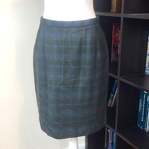 Vtg PENDLETON Green Blue Gold Plaid Virgin Wool Pocketed Pencil Skirt